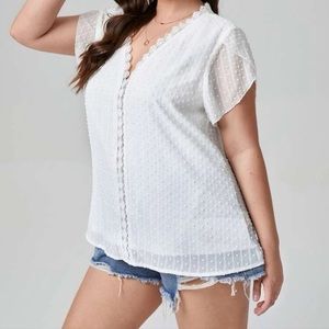 White blouse. No stains. EUC. 3xl